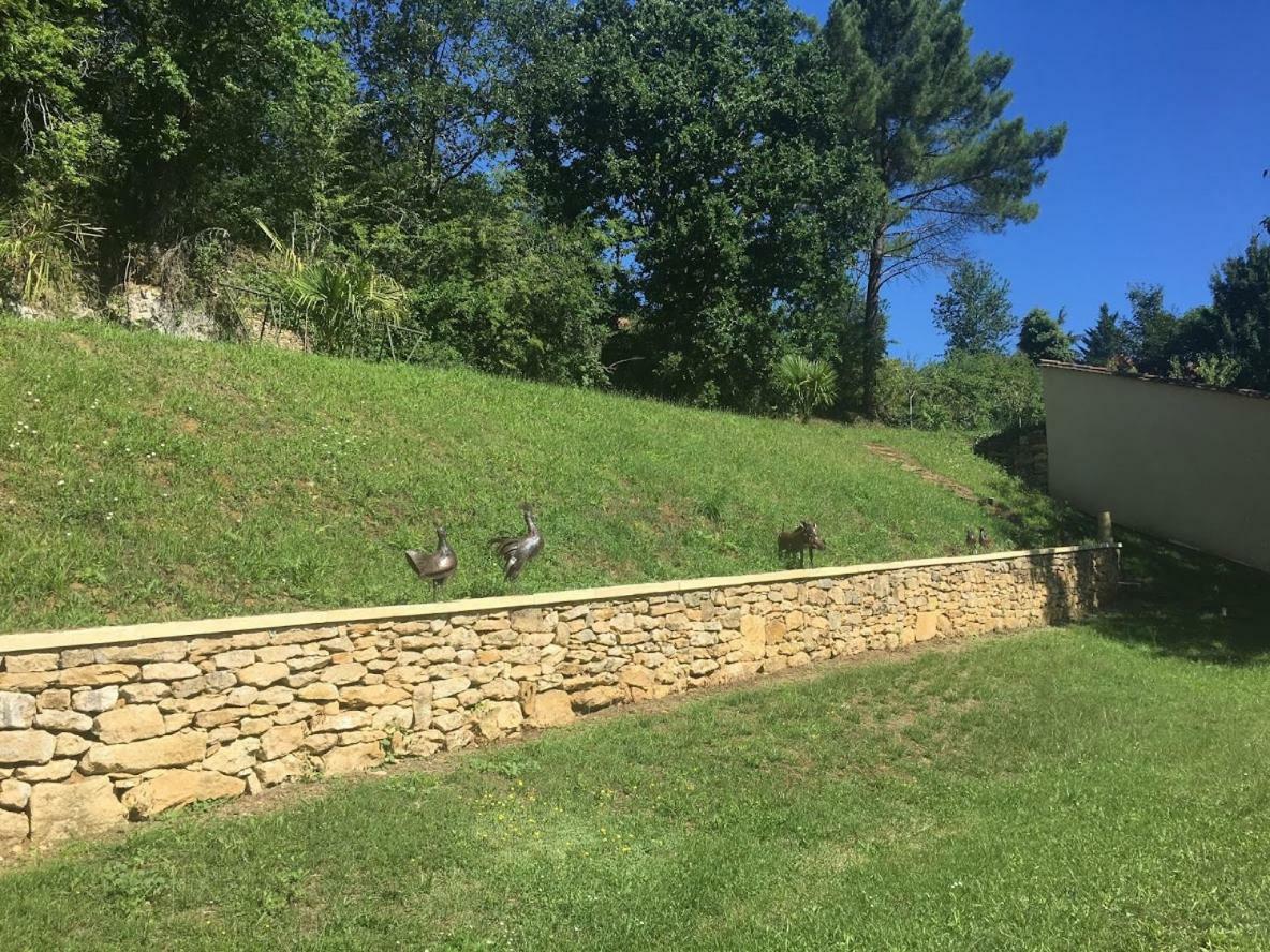 Petites Maisons Avec Piscine Sarlat-la-Caneda Luaran gambar